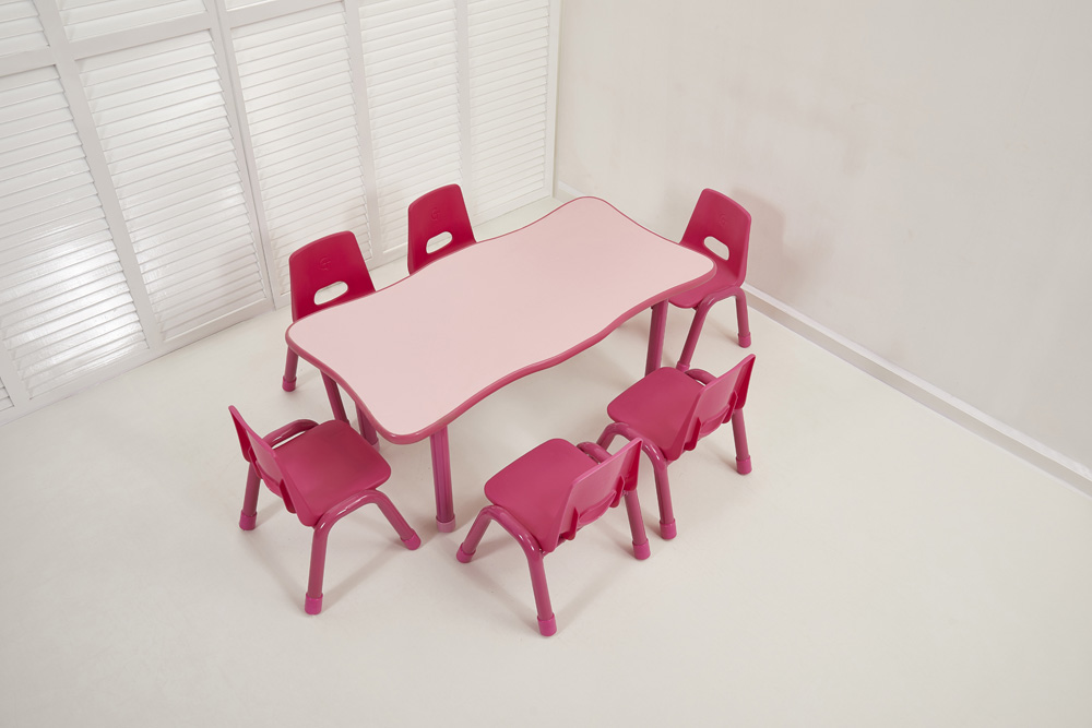 Tavolinë dhe karrige për fëmijë (4)